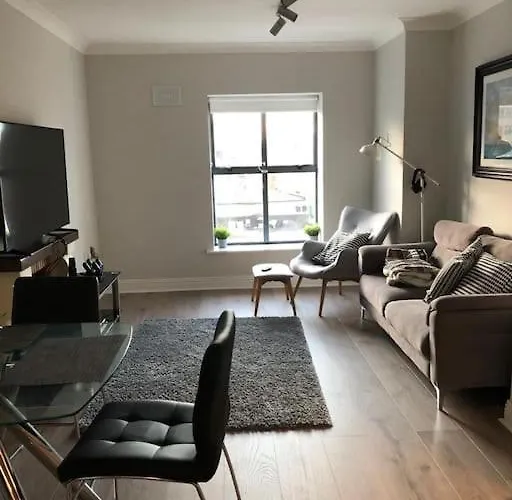 Apartment In Center.